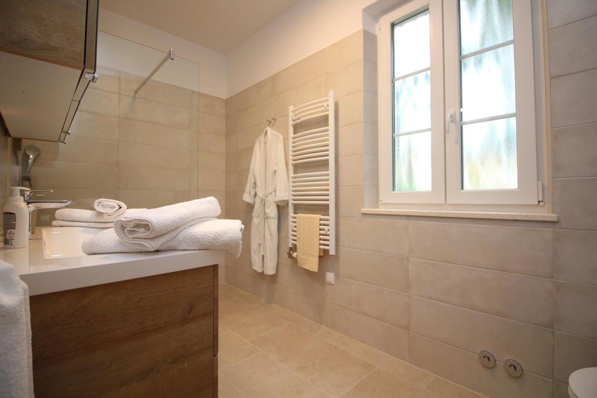 Villa Beachfront Sea Palace Kaštela 외부 사진